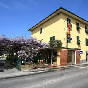 Stipino Hotel Lucques